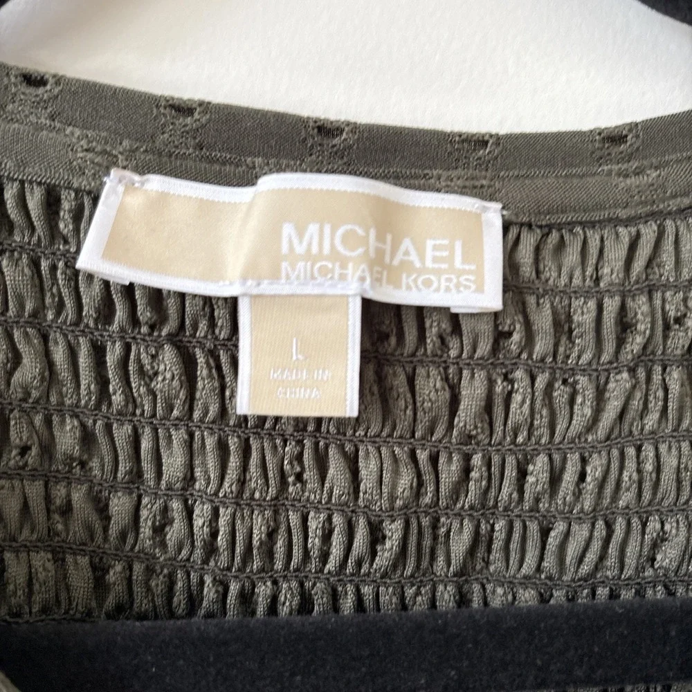 Michael Kors Tank Top Large Olive Green Eyelet Sleeveless Scoop Neck Ruffle